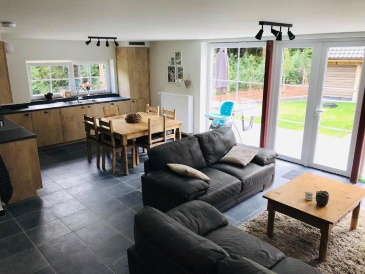 Vakantiewoning D'Hoppe Flobecq Экстерьер фото