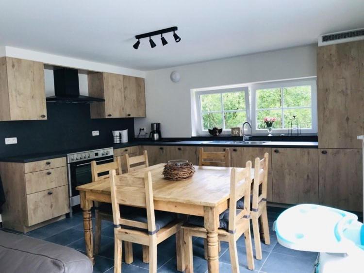 Vakantiewoning D'Hoppe Flobecq Экстерьер фото